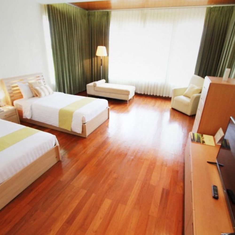 Pattana Resort - Grand Executive Suite Bedroom